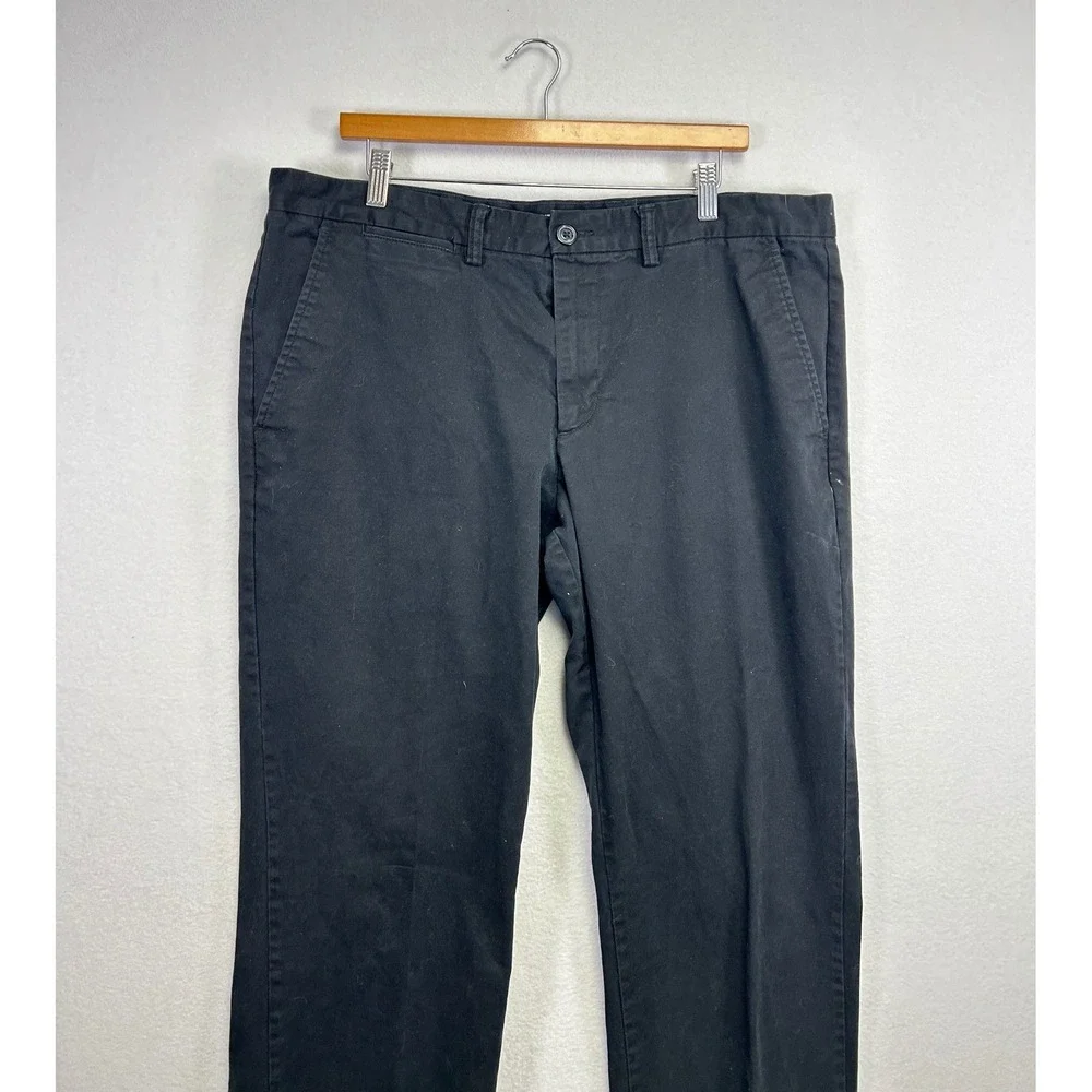 Old Navy Ultimate Straight Black Mens Chinos Pants Size 38‎ x 34